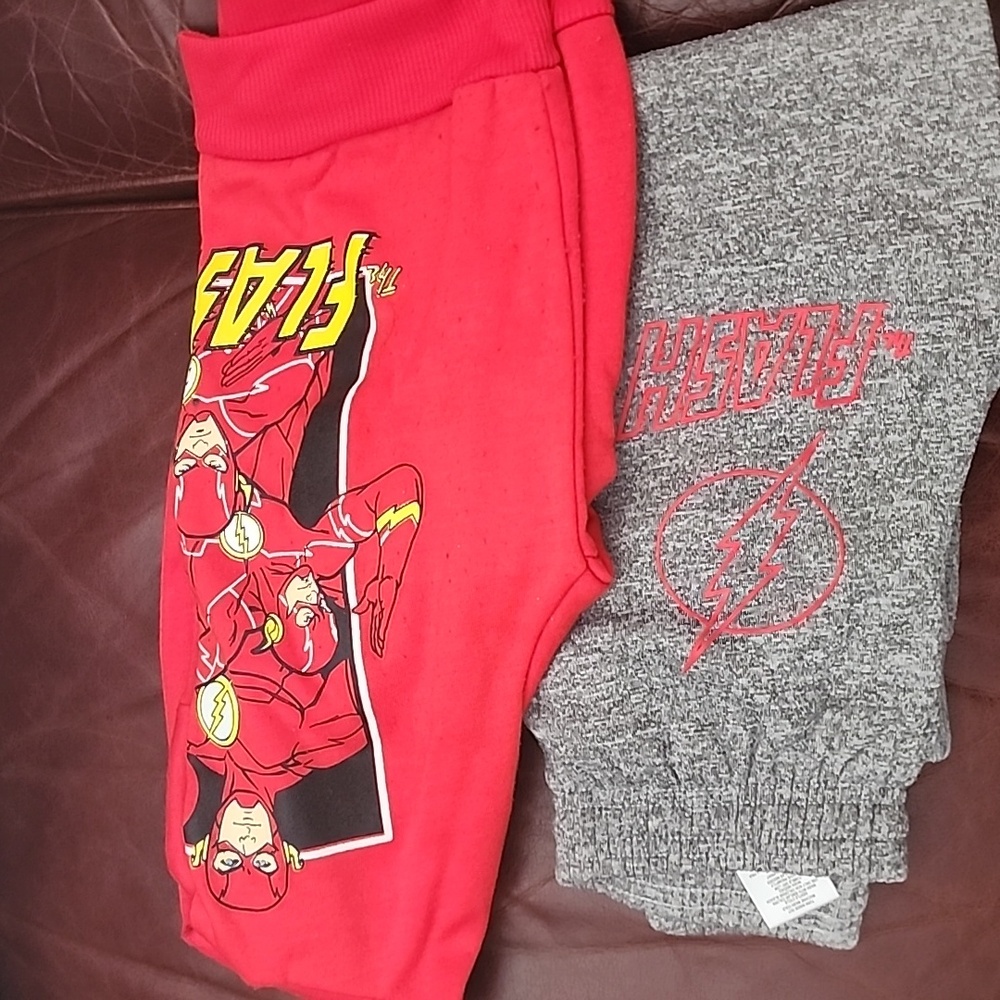 Boys flash outfit size 5/6